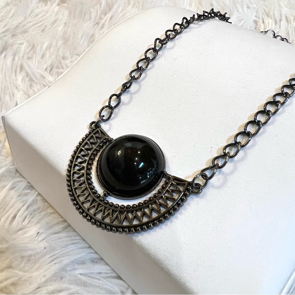 Long half pendant costume layering, necklace